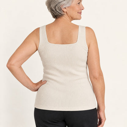 Back view - no band, no fastening, nothing to roll